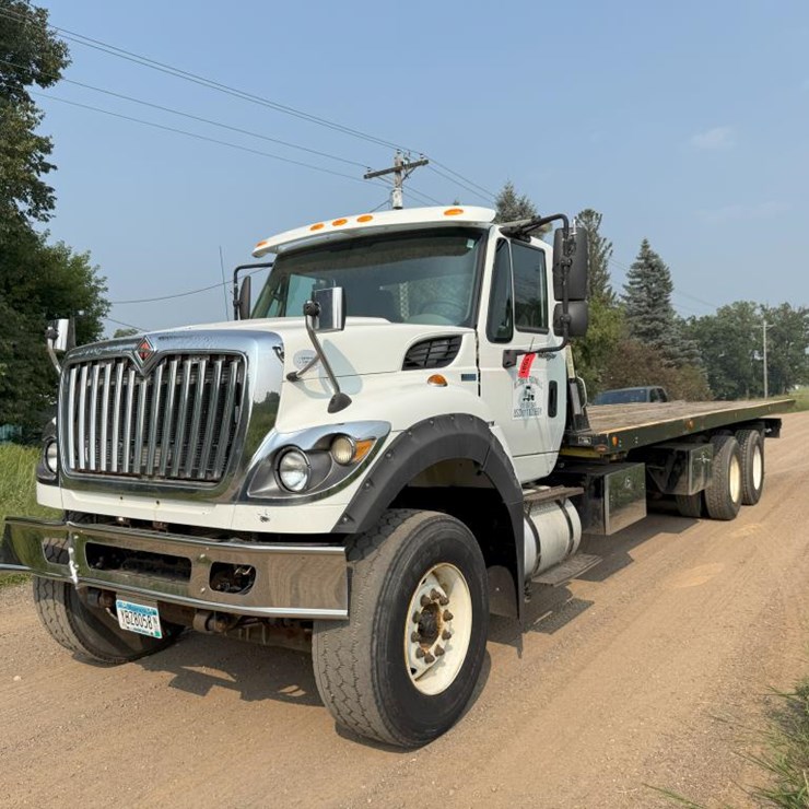 2014 INTERNATIONAL WORKSTAR 7600
