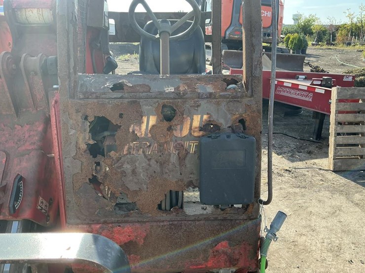 #2123-•-manitou-manitransite-tmt-55ht-fork-lift-image-34