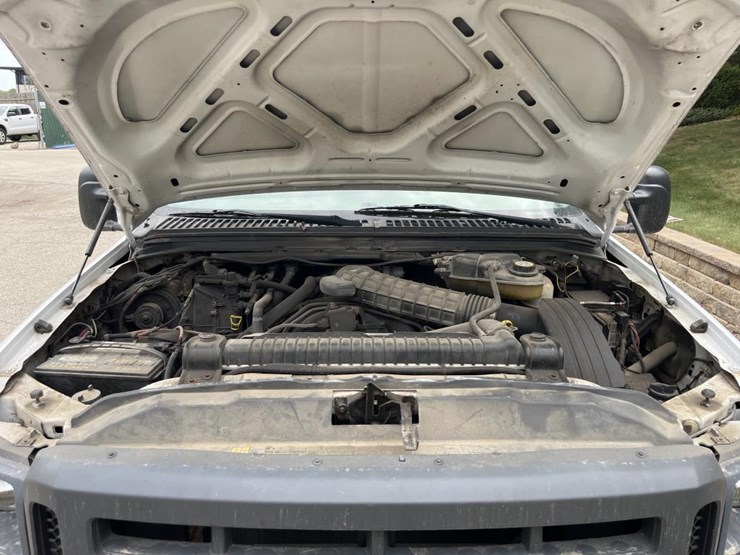 2005-ford-f350-image-31