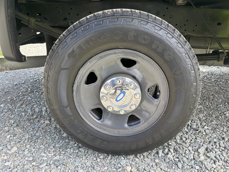 2010-ford-f250-image-49