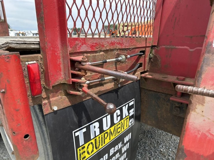 1994-mack-dm688s-image-15
