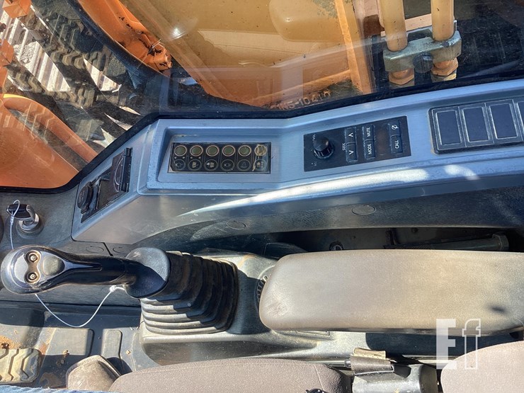 2013-hyundai-robex-160-lc-9-image-17
