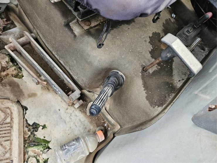 agco-allis-6690-image-27