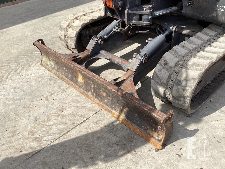 2019-doosan-dx85r-3-image-10