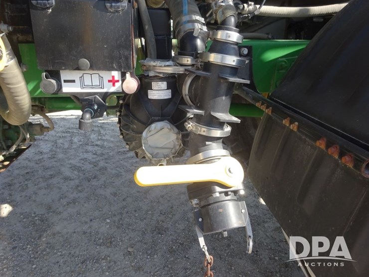 2020-john-deere-f4365-image-92
