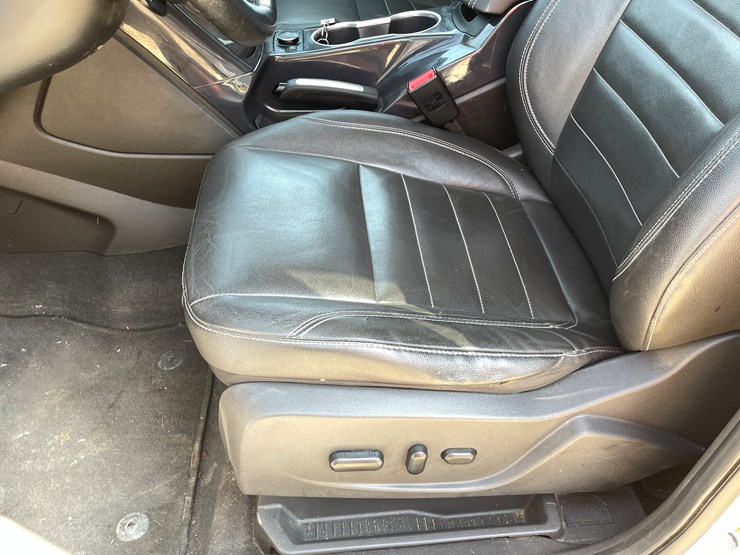 2014-ford-escape-image-57