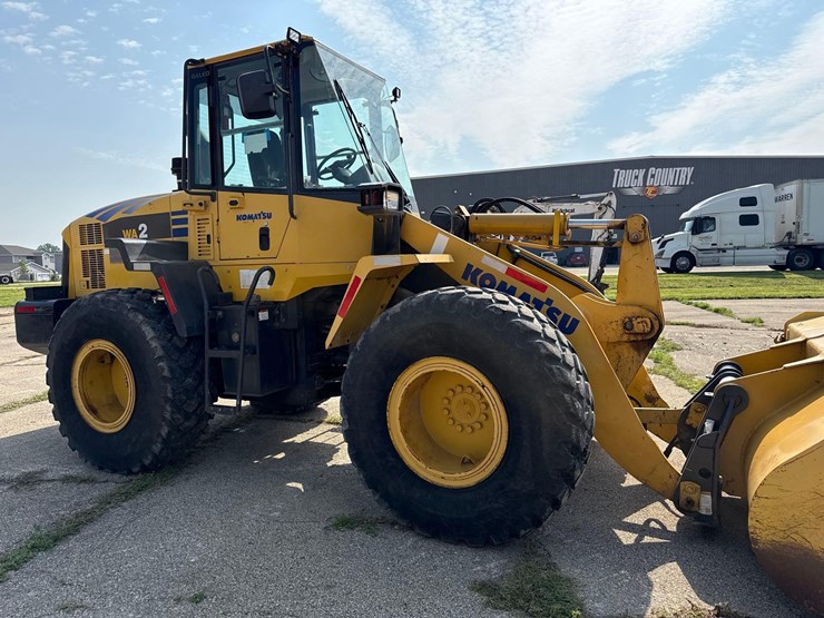 2019-komatsu-wa200-5-image-6