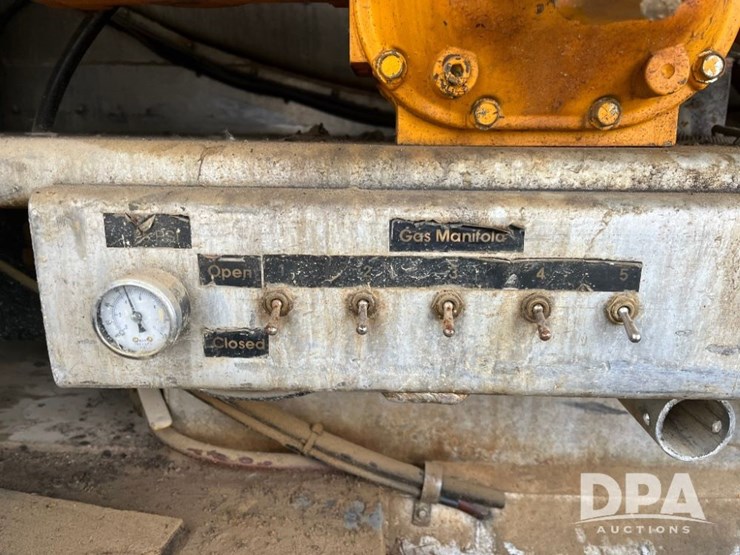 2010-freightliner-business-class-m2-petroleum-truck-(jn2961,-unit-491)-image-57