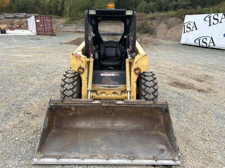 2008-john-deere-320-image-8