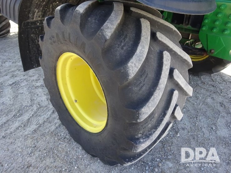 2020-john-deere-f4365-image-53