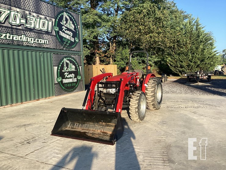 2023-case-ih-farmall-70a-image-11