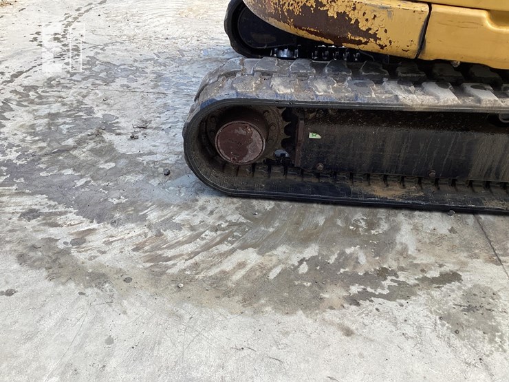 2015-caterpillar-305.5e2-cr-image-14