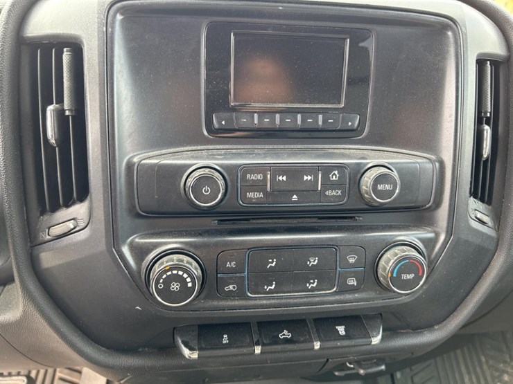 2015-chevrolet-2500hd-image-52