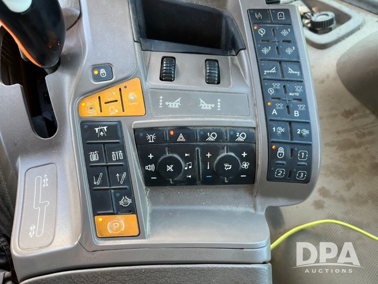 2019-john-deere-r4045-image-95