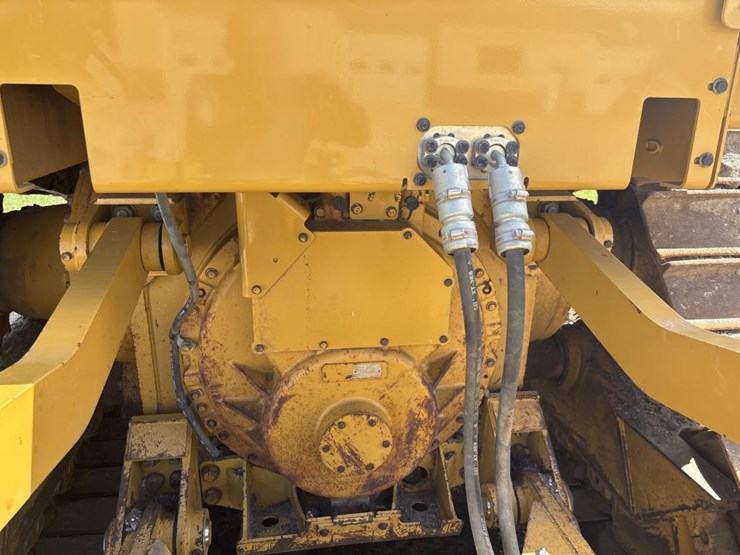 2018-caterpillar-d6t-lgp-image-58