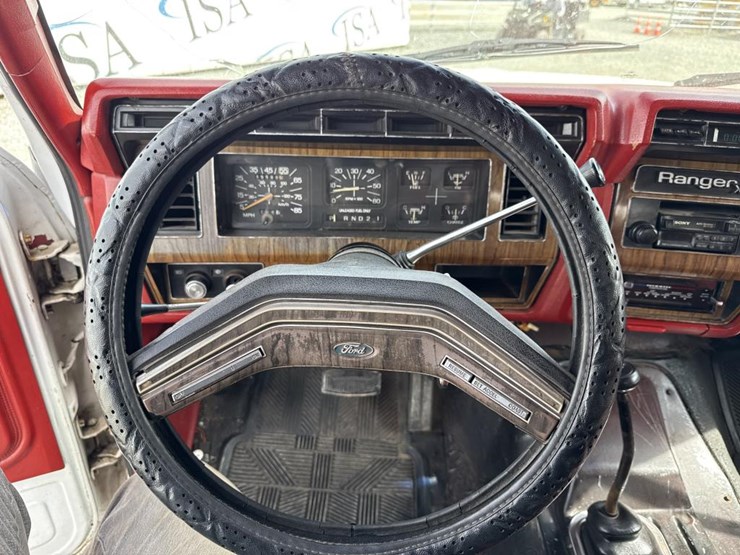 1980-ford-bronco-image-34