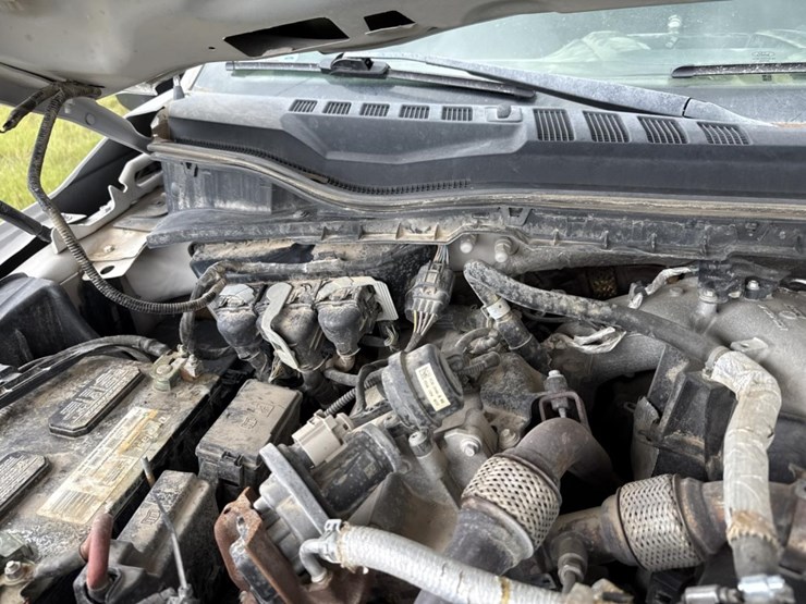 2020-ford-f550-image-14