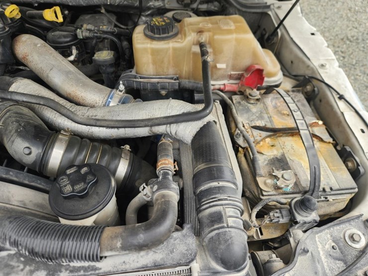 2011-ford-f550-image-44