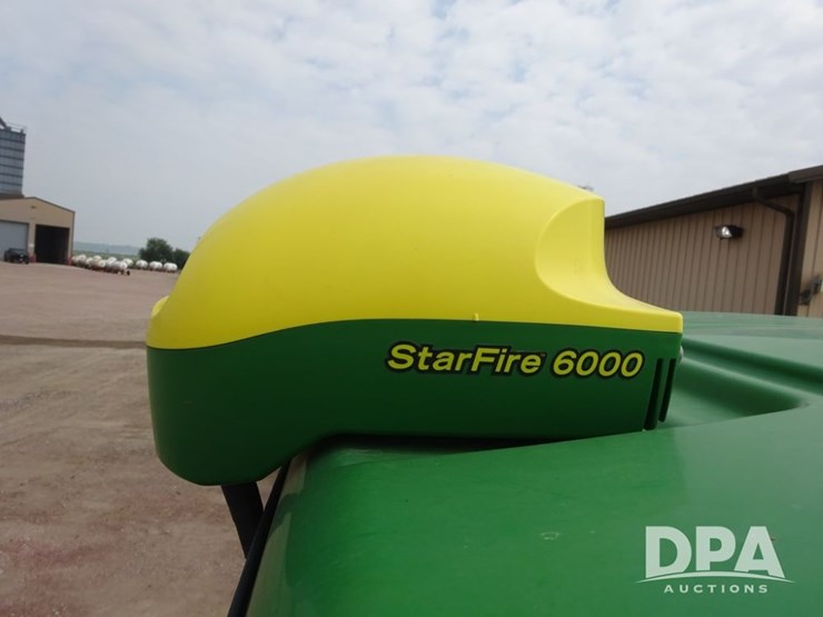 2019-john-deere-f4365-image-105