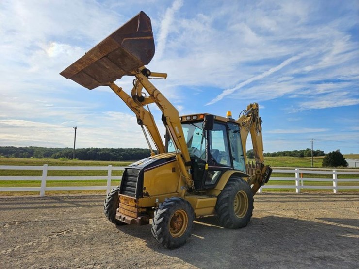 caterpillar-430d-image-9