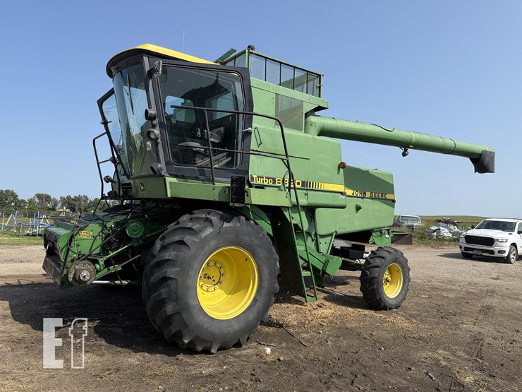 john-deere-8820-image-1