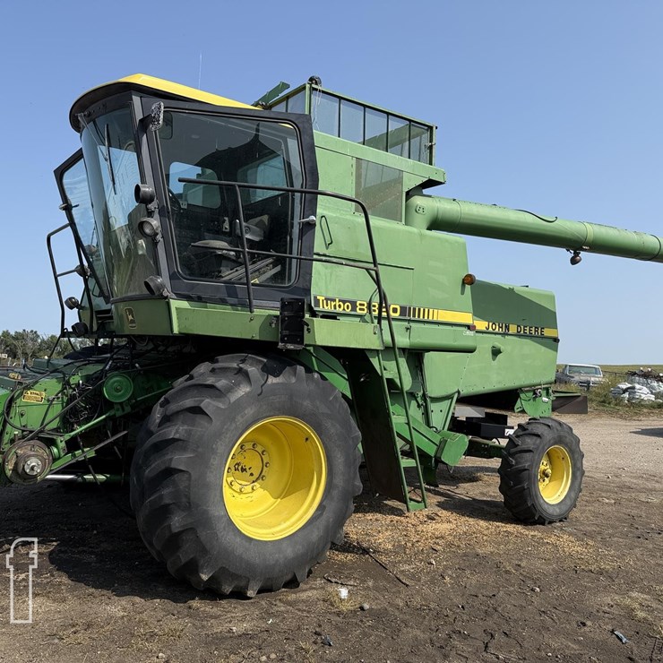 JOHN DEERE 8820