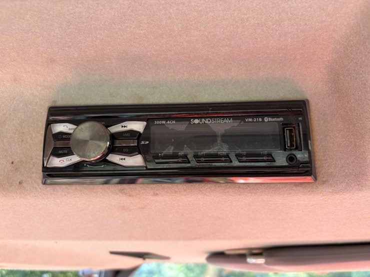2019-kubota-m6s-111-image-30