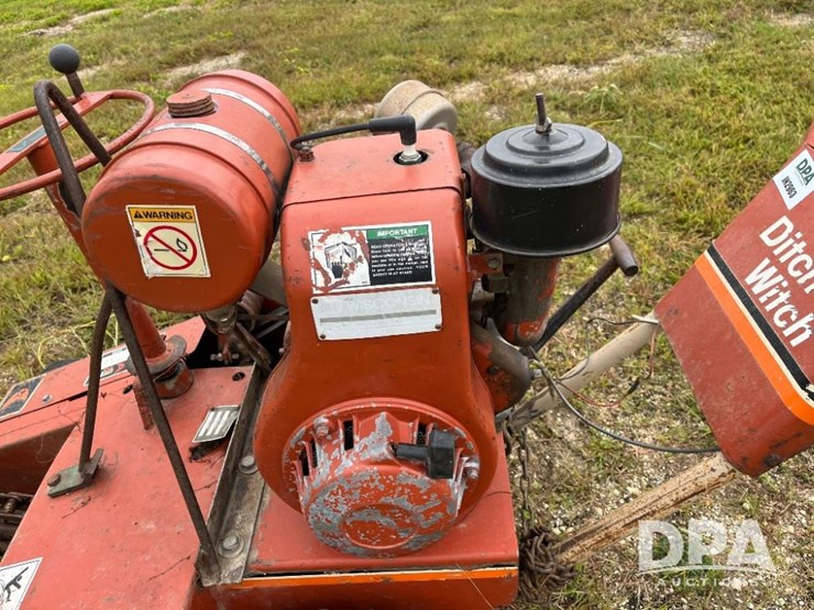 ditch-witch-c99-image-11