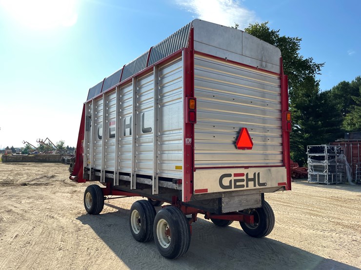 gehl-980-image-7