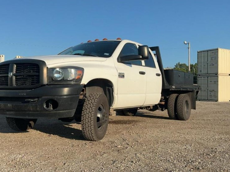 2007-dodge-ram-3500-image-1