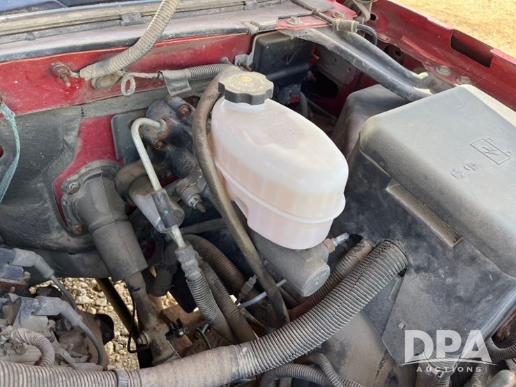 2004-chevrolet-2500hd-image-66