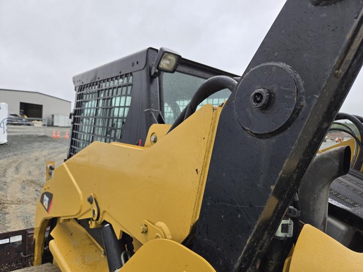 caterpillar-257b3-image-28