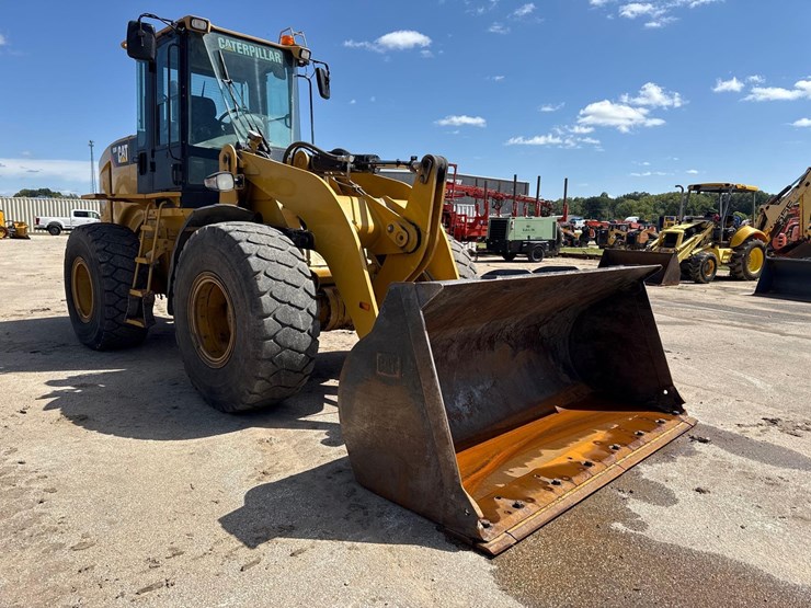 caterpillar-928hz-image-7
