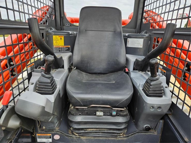 kubota-svl75-2-image-31