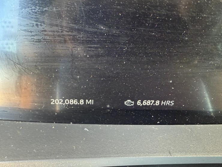 2023-kenworth-w990-image-15