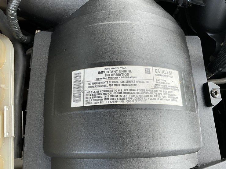 2007-chevrolet-3500-image-66