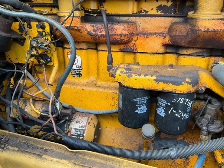 1985-deere-648d-image-88