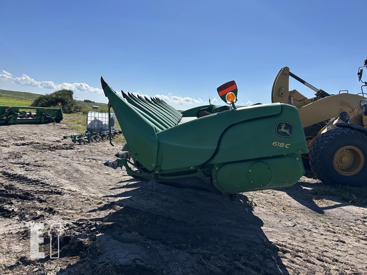 john-deere-616c-image-4