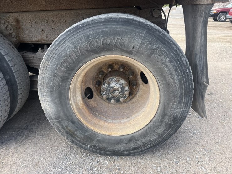 ford-9000-image-50