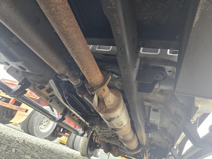 2011-ford-f550-image-42