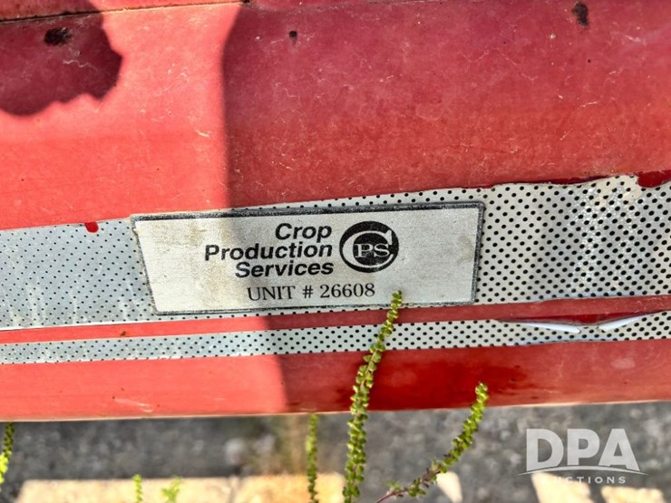 2011-case-ih-24-image-23
