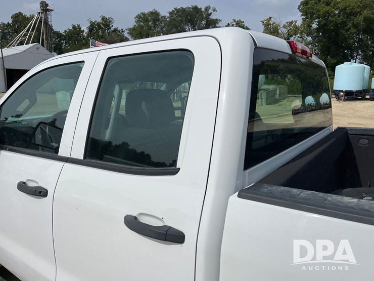 2015-gmc-2500-image-42