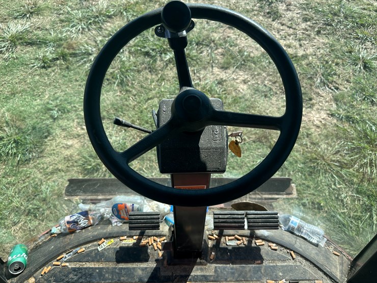 #32155-•-1997-case-international-2188-combine-image-90
