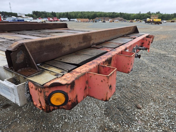 2001-fontaine-48'-flatbed-image-9