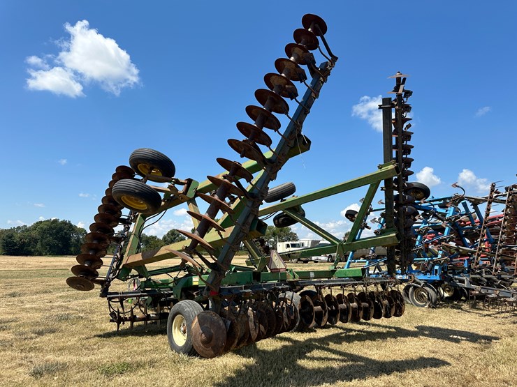 john-deere-34-image-4