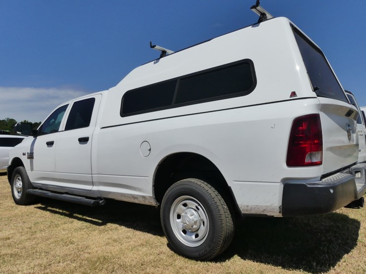 2016-dodge-ram-2500-image-4