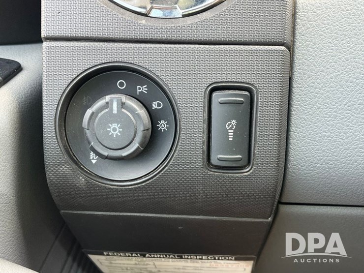 2013-ford-f250-xlt-image-53
