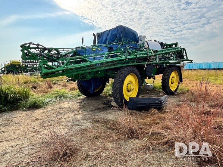 2025-john-deere-616r-image-17