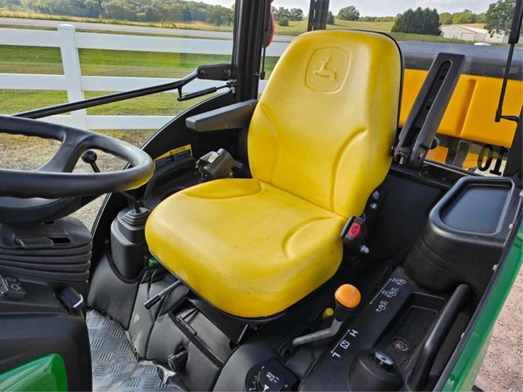 john-deere-1025r-image-45