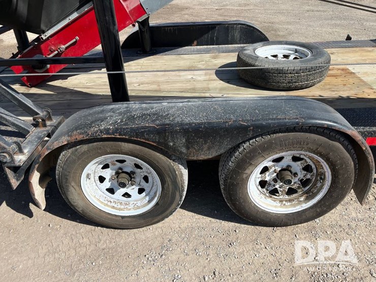 2004-boss-seed-trailer-(jn2958,-unit-t293)-image-41